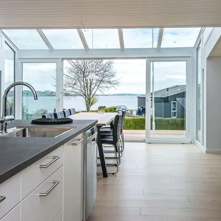 Seaside Serenity In Vemmingbund-by Traum * Broager