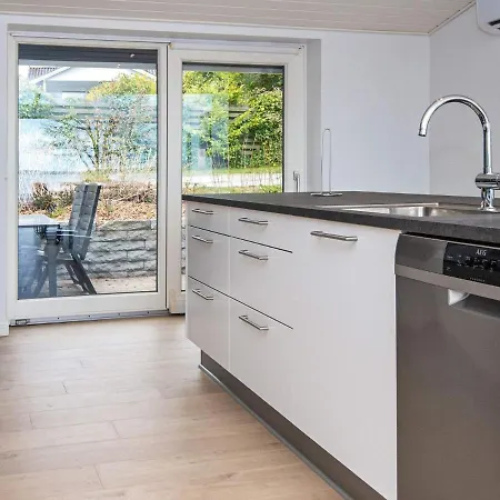 Seaside Serenity In Vemmingbund-by Traum Dom wakacyjny