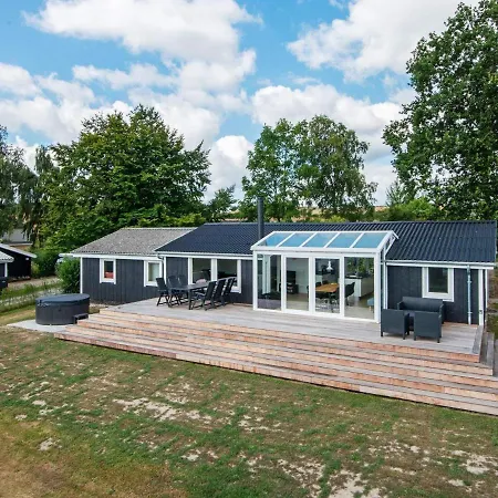 Seaside Serenity In Vemmingbund-by Traum Dom wakacyjny